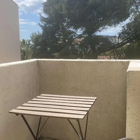 Avec Balcon, Parking Et Wi-fi Pres Des Thermes De - Fr-1-553-202 *