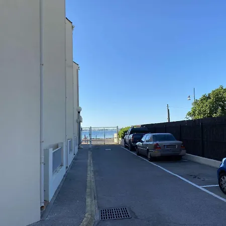 Studio Avec Balcon, Parking Et Wi-Fi Pres Des Thermes De Balaruc-Les-Bains - Fr-1-553-202 Apartment Balaruc-les-Bains